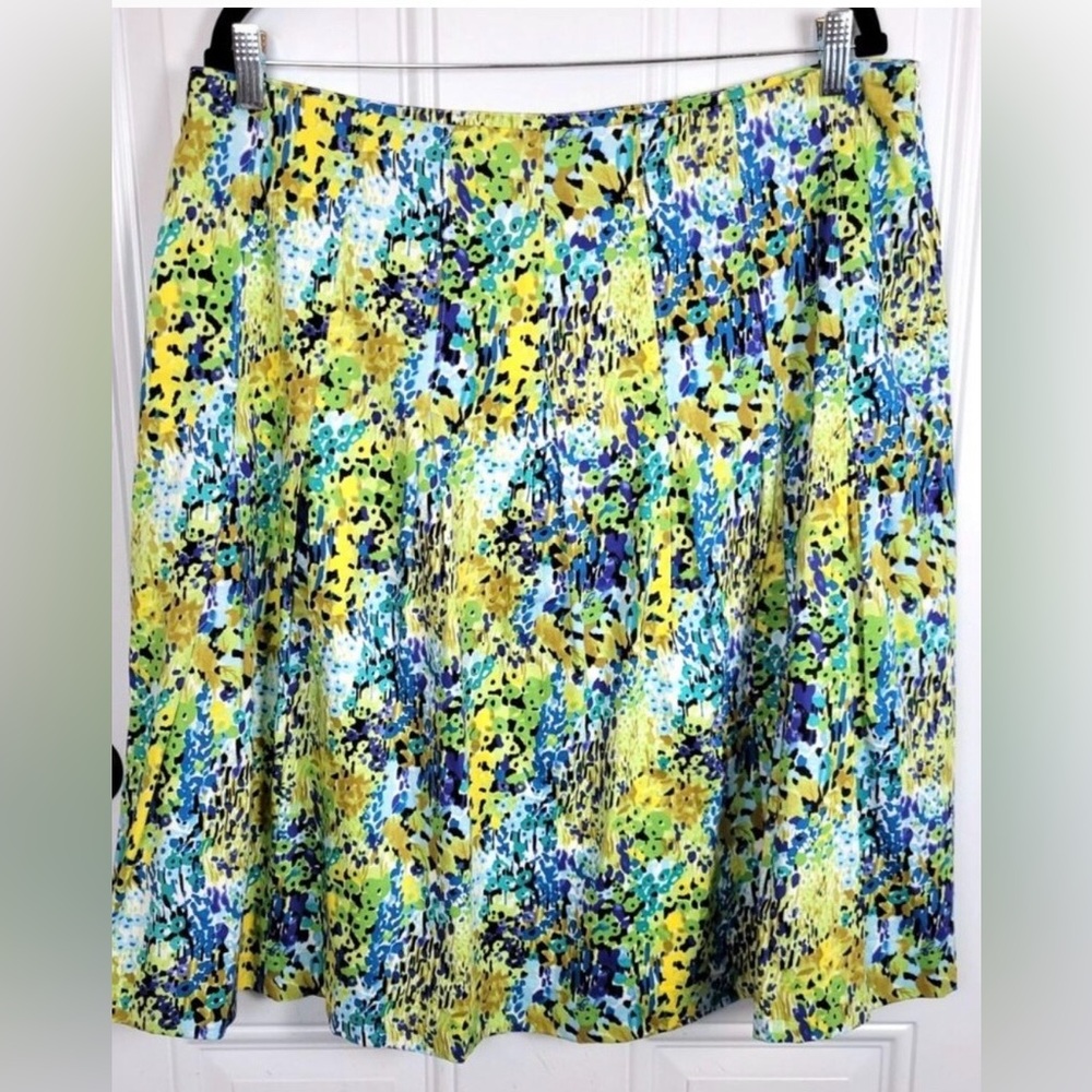 NWT Talbots Vibrant Lined Fit & Flair Skirt.